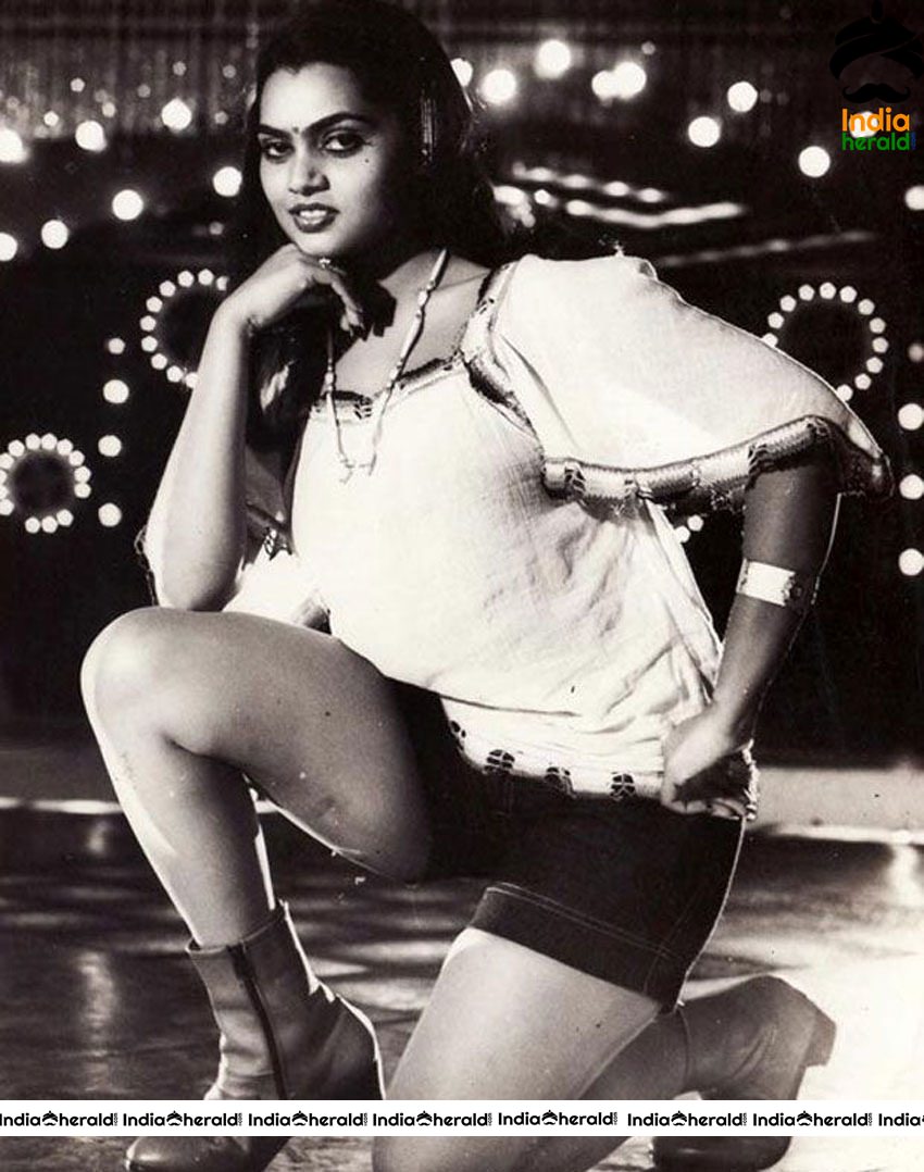 Rare And Unseen Old Photos Of Actress Silk Smitha Set 2
