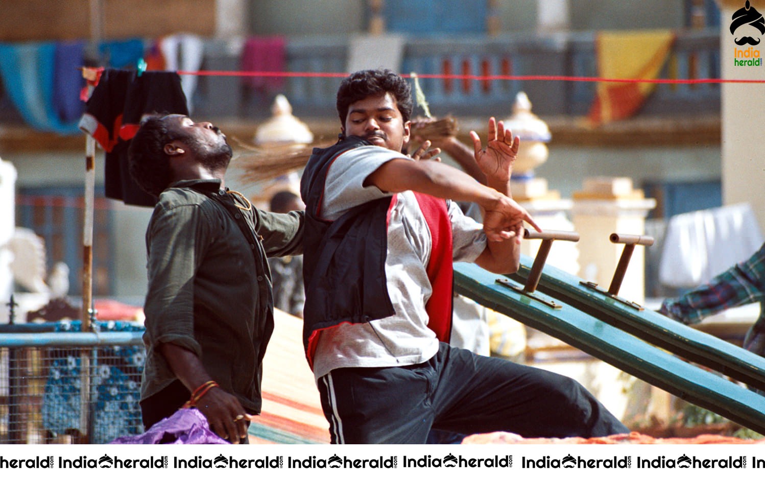 Rare and Unseen Photos of 2004 Blockbuster Okkadu Remake featuring Vijay and Trisha Set 1