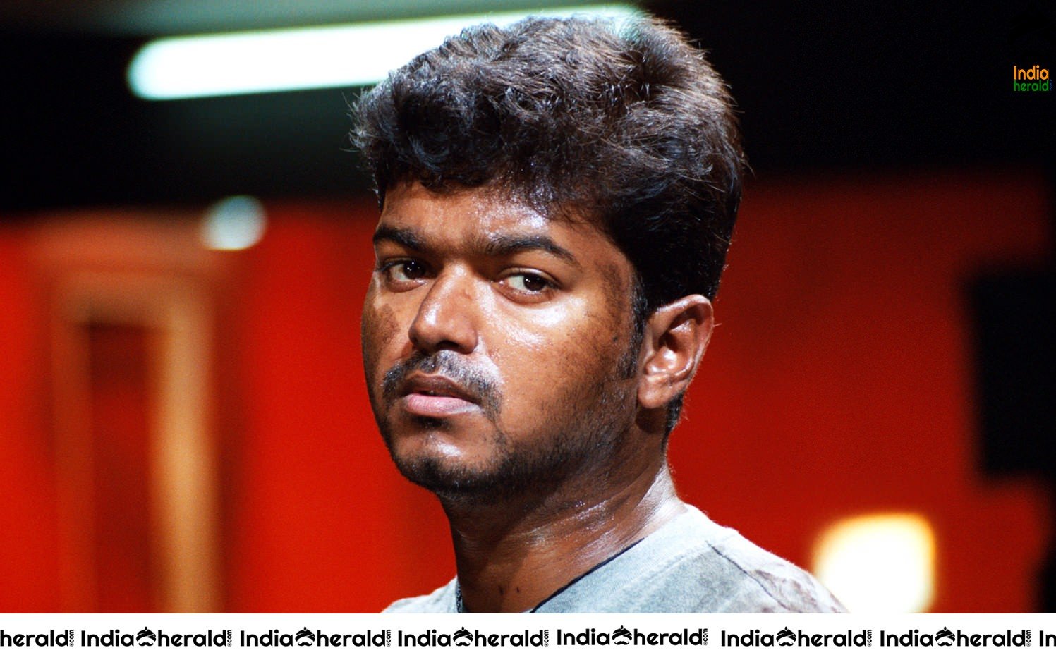 Rare and Unseen Photos of 2004 Blockbuster Okkadu Remake featuring Vijay and Trisha Set 2