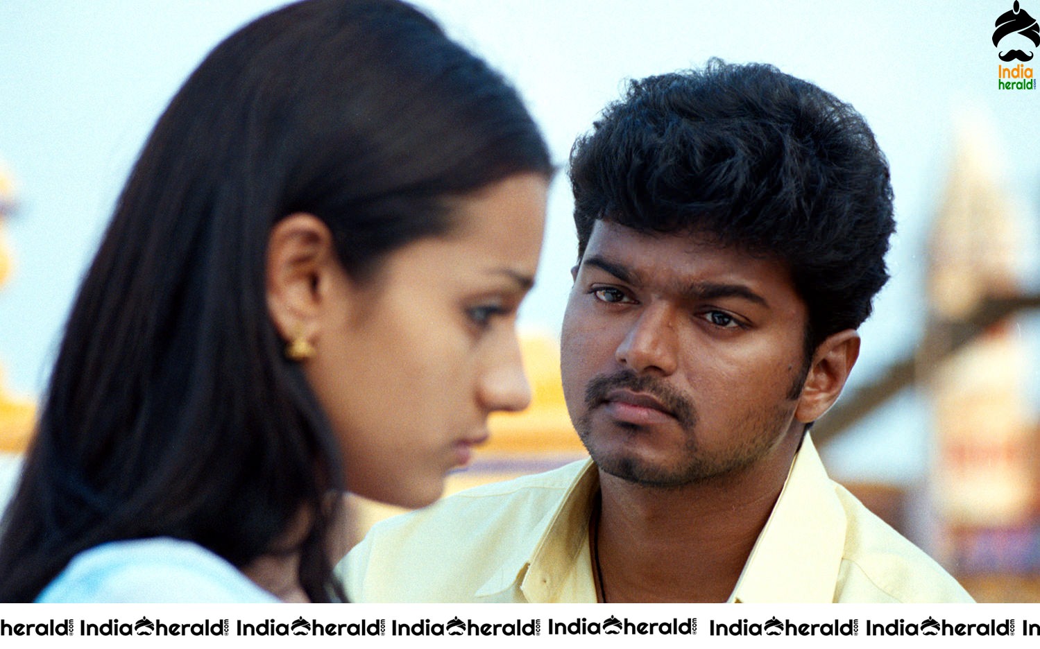 Rare and Unseen Photos of 2004 Blockbuster Okkadu Remake featuring Vijay and Trisha Set 2