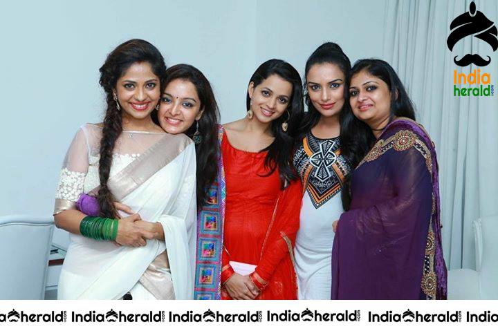 Rare and Unseen Photos of Actress Bhavana Set 5