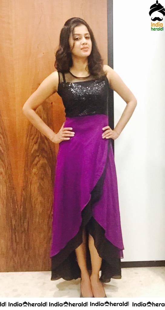 Rare and Unseen Photos of Anchor Anjana Rangan Set 5