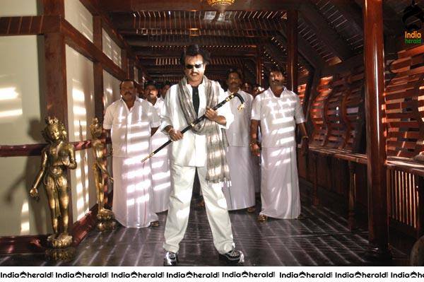 Rare and Unseen Photos of Chandramukhi Movie Set 1