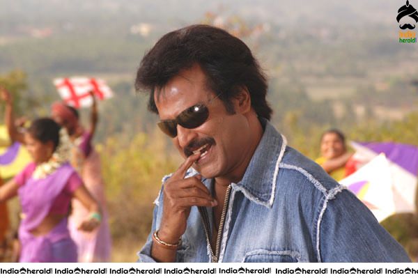 Rare and Unseen Photos of Chandramukhi Movie Set 1