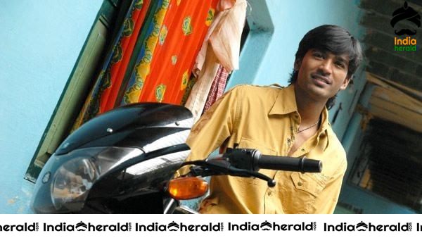 Rare and Unseen Photos of Dhanush from Pollathavan Movie Set 3