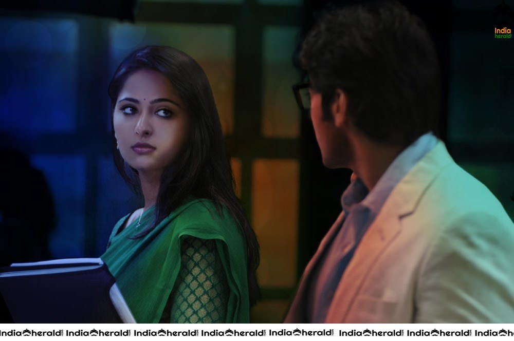 Rare and Unseen Photos of Irandaam Ulagam Movie Set 1