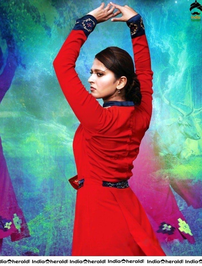 Rare and Unseen Photos of Irandaam Ulagam Movie Set 4