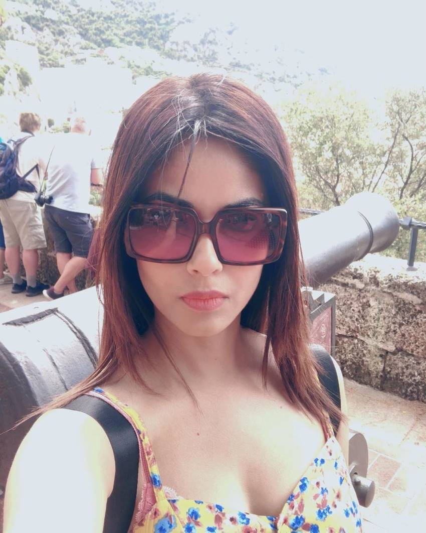 Rare And Unseen Photos Of Meera Chopra Set 1