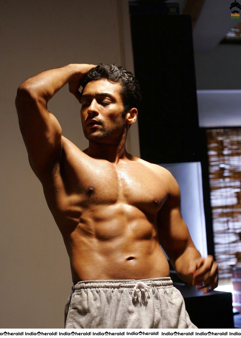 Rare and Unseen Photos of Suriya in Vaaranam Aayiram Set 1