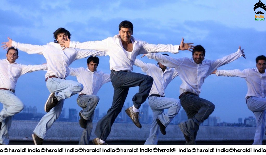 Rare and Unseen Photos of Suriya in Vaaranam Aayiram Set 4