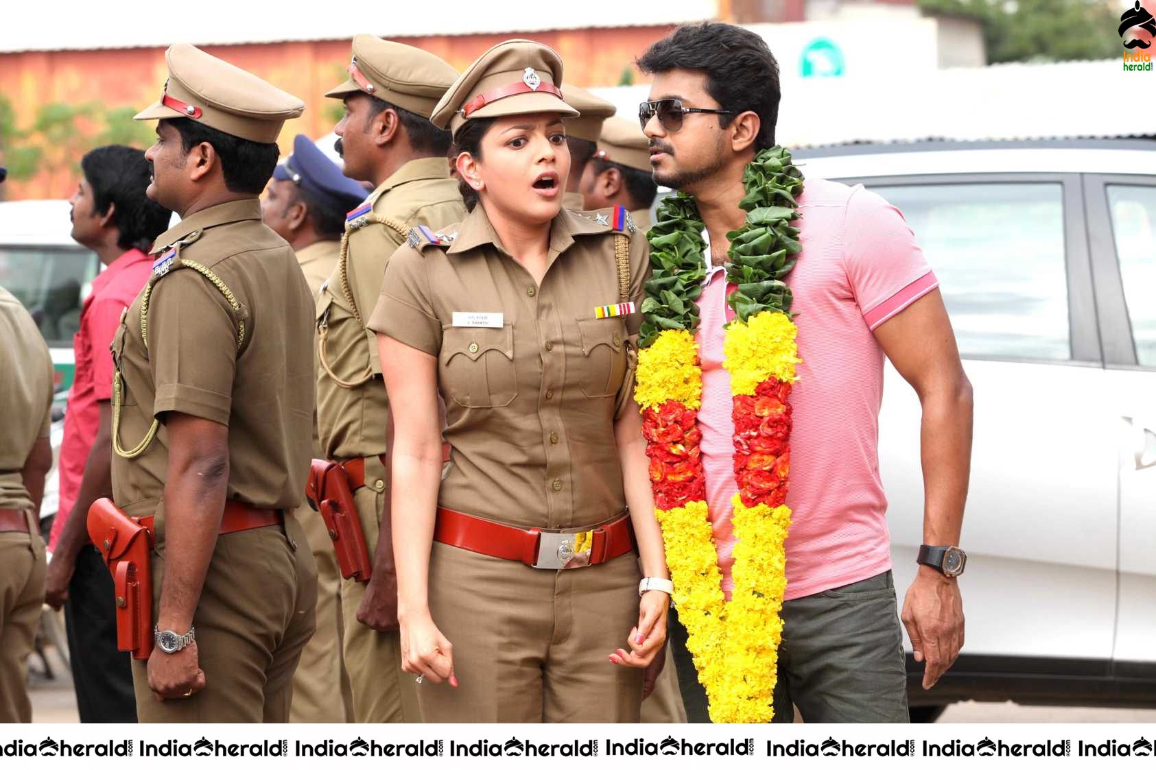 Rare and Unseen Photos of Vijay and Kajal Aggarwal from Jilla movie Set 3