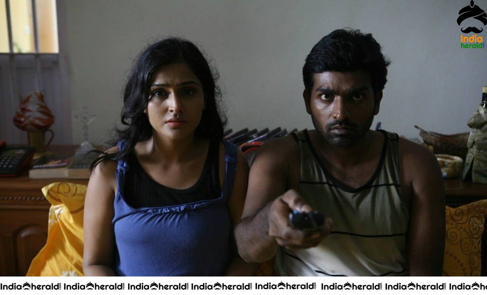 Rare and Unseen Photos of Vijay Sethupathi and Remya Nambeesan starrer Pizza Set 1