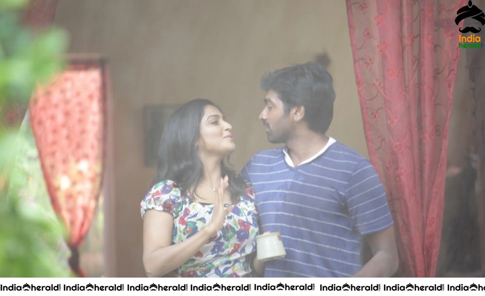 Rare and Unseen Photos of Vijay Sethupathi and Remya Nambeesan starrer Pizza Set 1