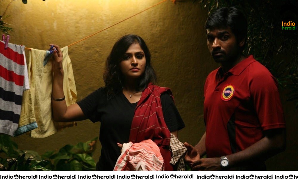 Rare and Unseen Photos of Vijay Sethupathi and Remya Nambeesan starrer Pizza Set 2