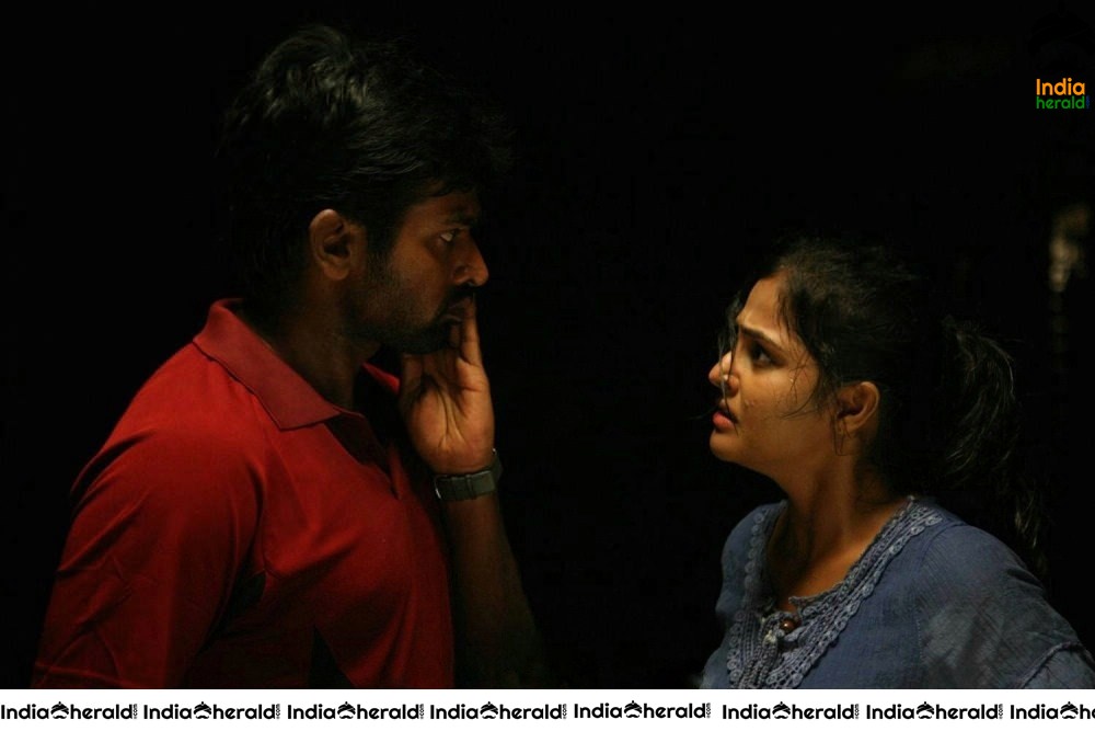 Rare and Unseen Photos of Vijay Sethupathi and Remya Nambeesan starrer Pizza Set 2