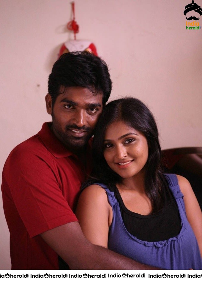 Rare and Unseen Photos of Vijay Sethupathi and Remya Nambeesan starrer Pizza Set 4