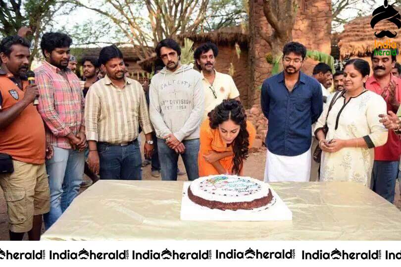 Rare and Unseen Shooting Spot Stills of Puli Movie Set 2