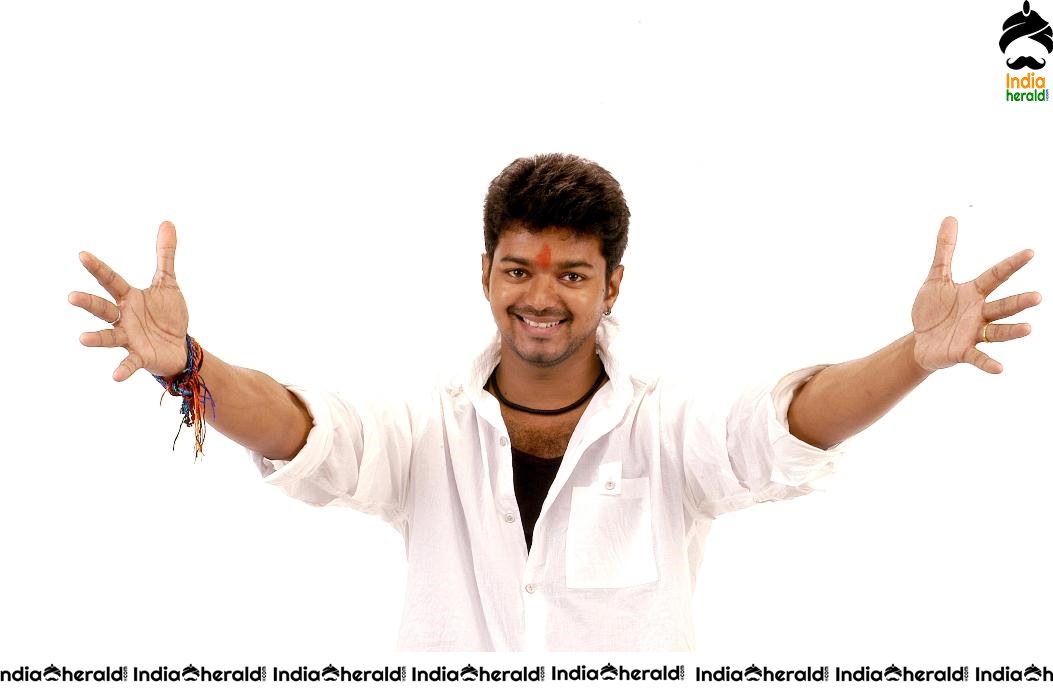 Rare and Unseen Stills of 2005 Blockbuster Tamil movie Sivakasi Set 1