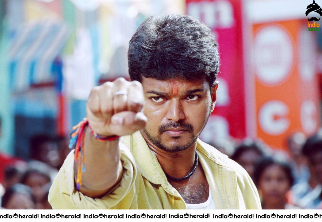 Rare and Unseen Stills of 2005 Blockbuster Tamil movie Sivakasi Set 2