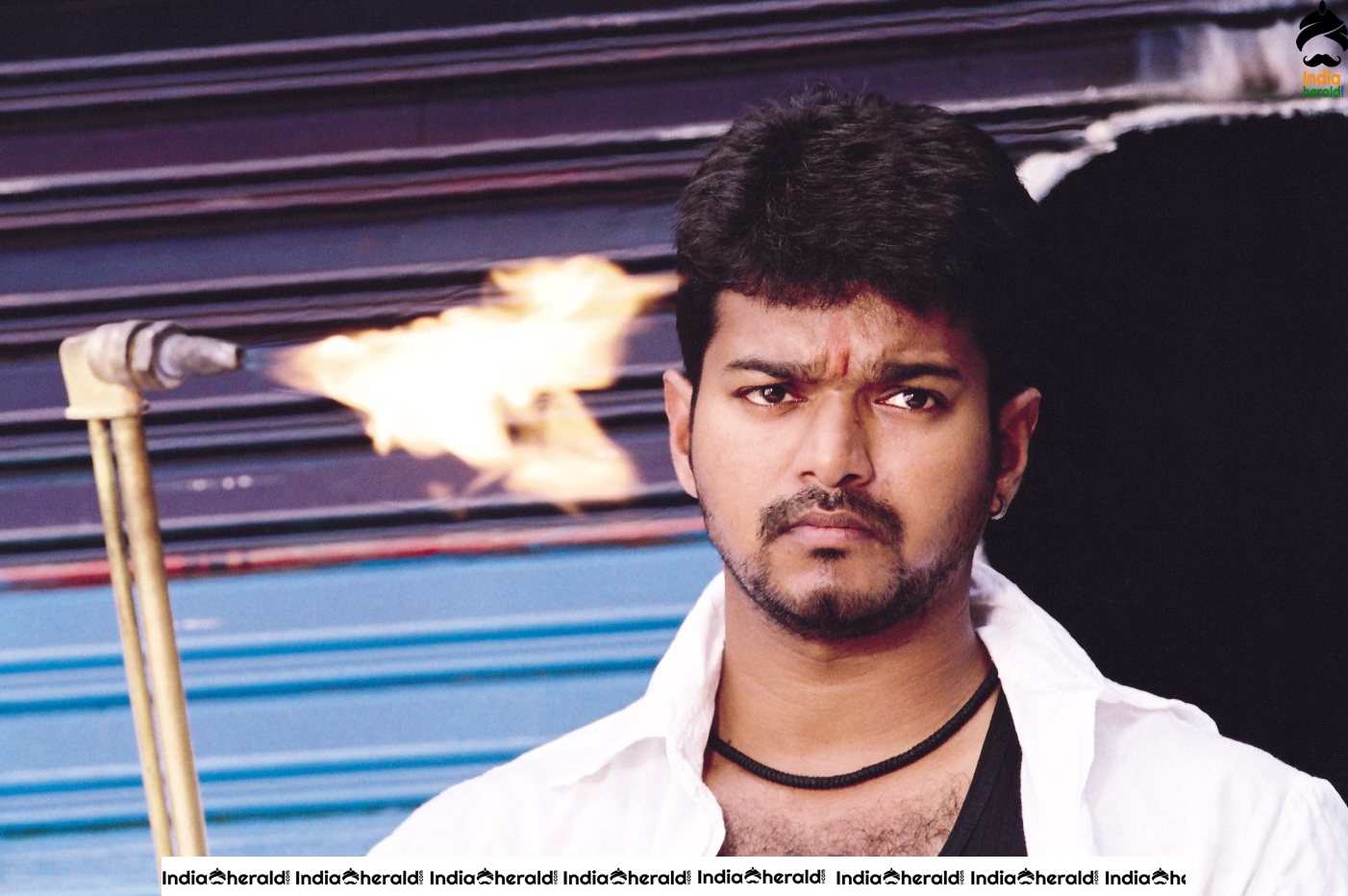 Rare and Unseen Stills of 2005 Blockbuster Tamil movie Sivakasi Set 4