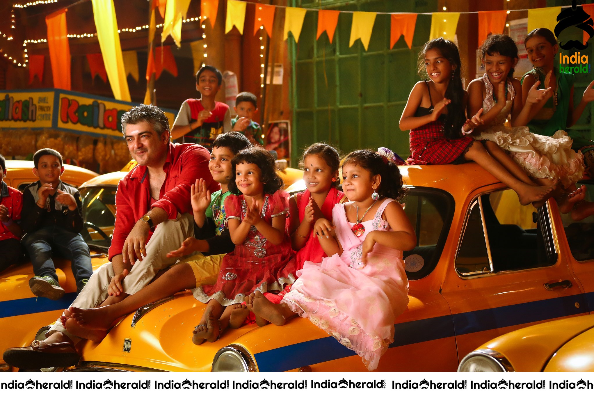 Rare and Unseen Stills of Ajith and Shruti Haasan in Vedalam Set 3