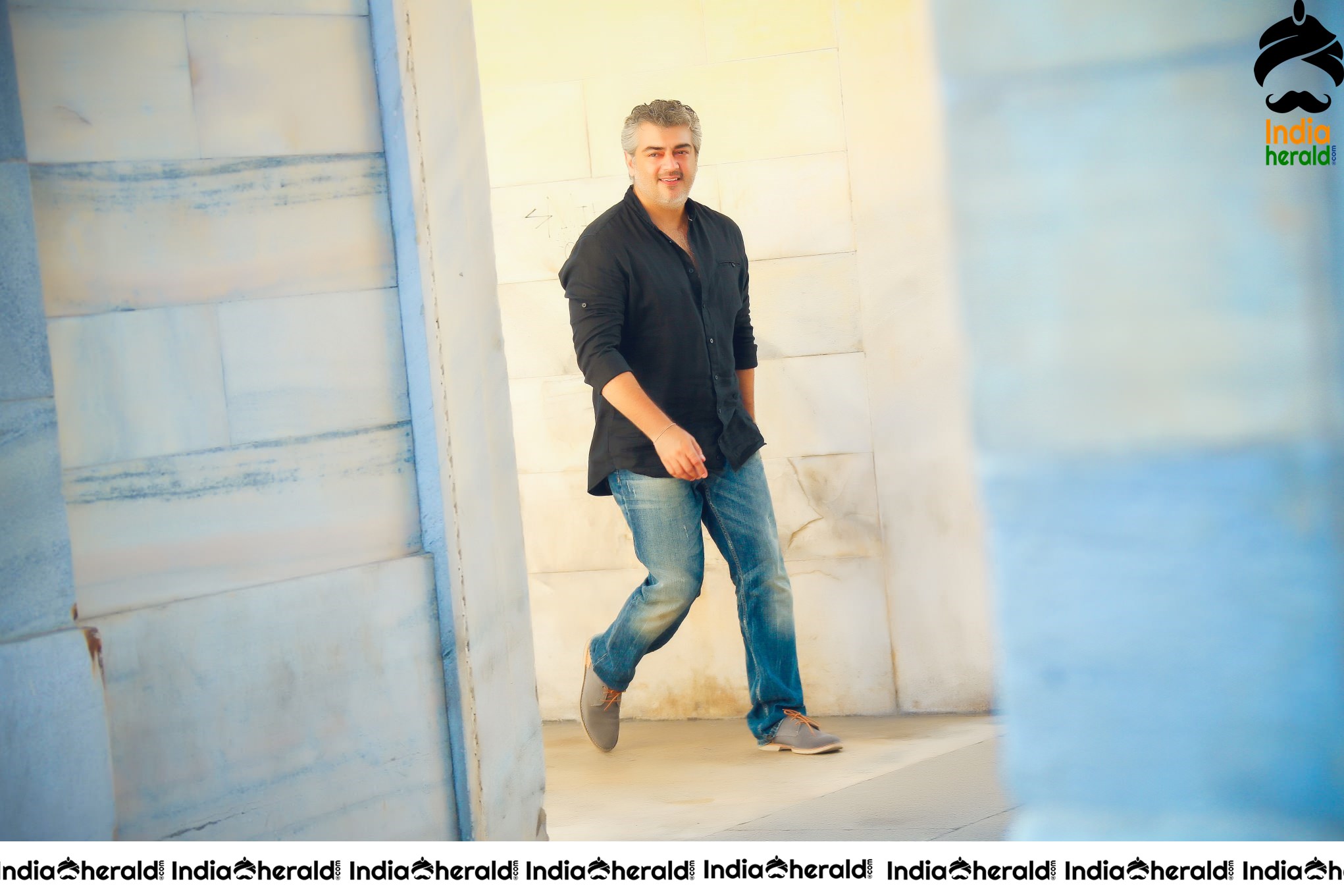 Rare and Unseen Stills of Ajith and Shruti Haasan in Vedalam Set 3