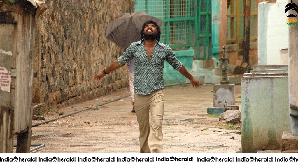 Rare and Unseen Stills of Tamil Cult Classic Subramaniyapuram Movie Set 4