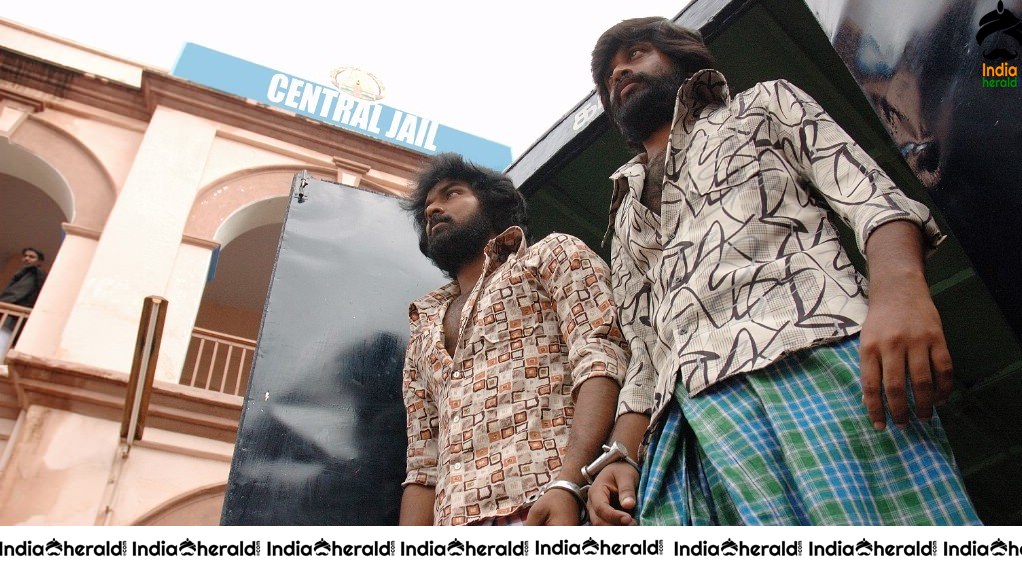 Rare and Unseen Stills of Tamil Cult Classic Subramaniyapuram Movie Set 6