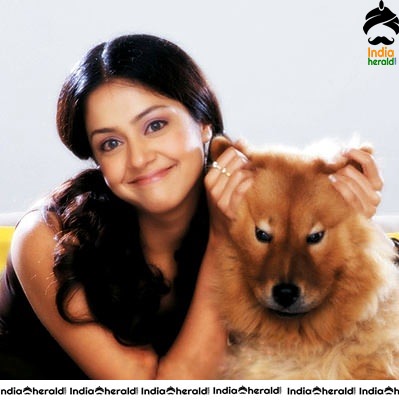 Rare and Unseen Vintage Photos of Simbhu and Jyothika from Manmadhan Set 2