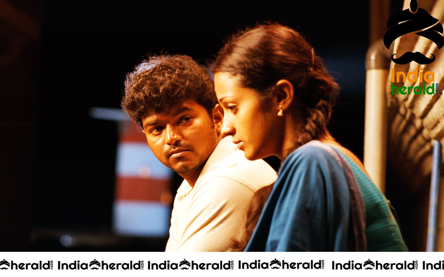 Rare Hot And Unseen Photos Of Trisha And Vijay From 2004 Blockbuster Movie Ghilli Set 1