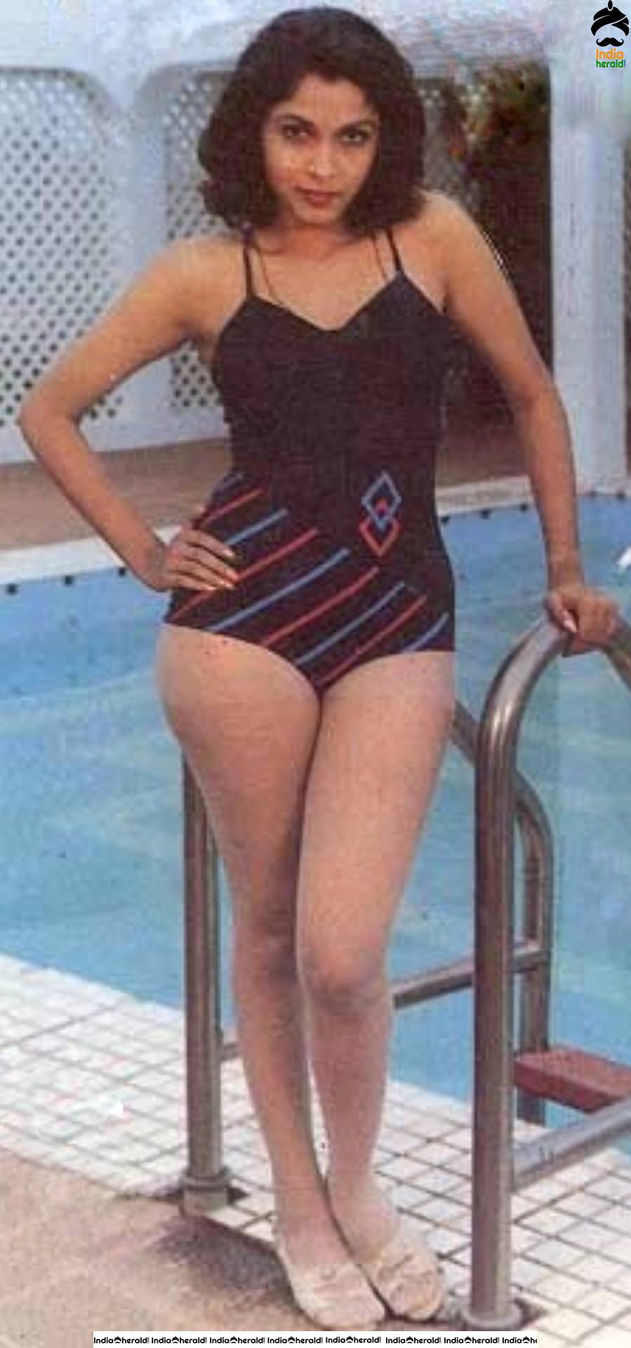 Rare Hot and Unseen Vintage Clicks of Ramya Krishnan to spice your mood Set 5