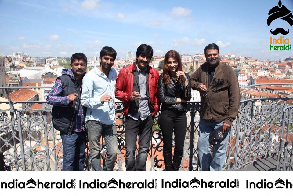 Rare Photos Collection of Shruti Haasan as her Birthday Special Set 4