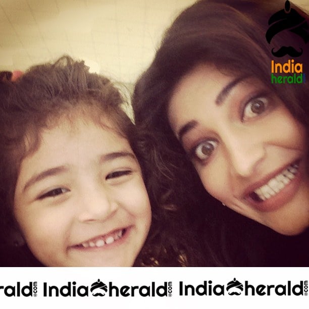 Rare Photos Collection of Shruti Haasan as her Birthday Special Set 5