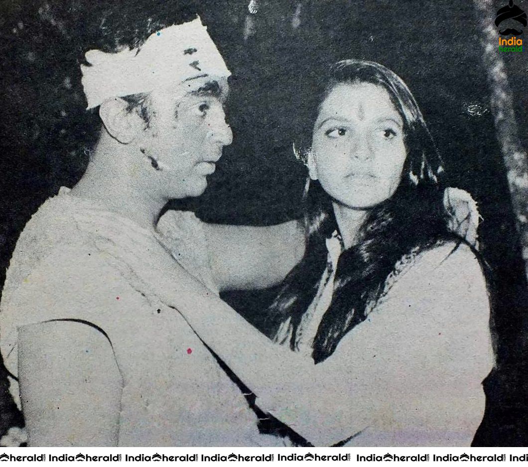 Rare Photos of Rajini in Thalapathi and Kamal Haasan in Gunaa Set 2
