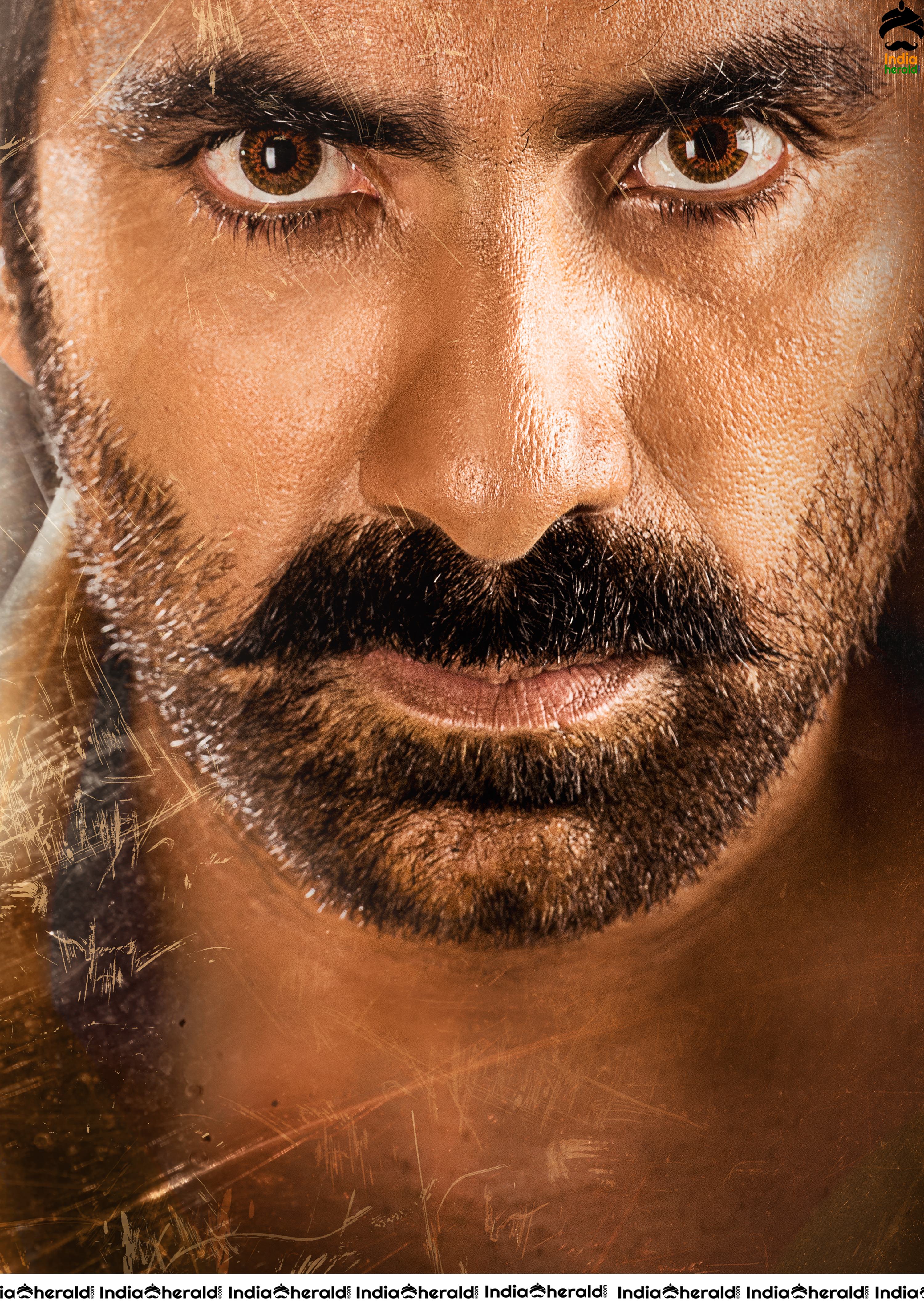 RaviTeja and Gopichand Malineni in KRACK Title Look Posters