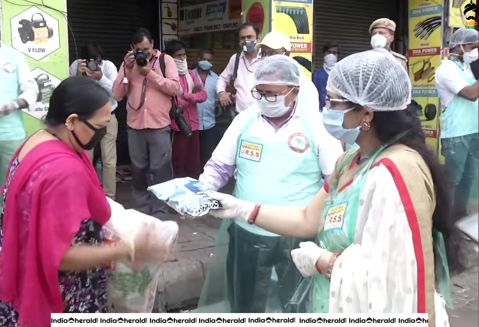 RSS workers distribute ration among workers due to Corona Virus pandemic