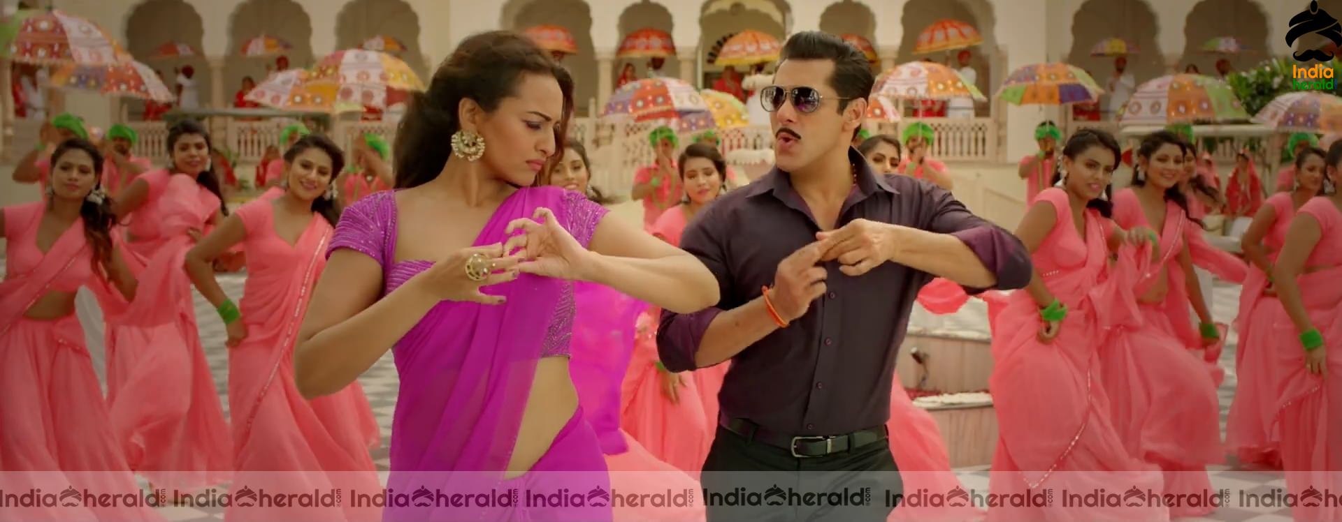 Salman Khan in Dabaang 3 Trailer HD Stills Set 1