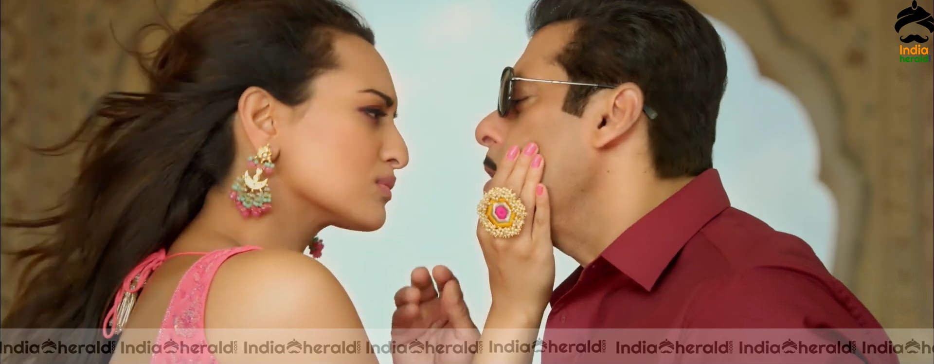 Salman Khan in Dabaang 3 Trailer HD Stills Set 1