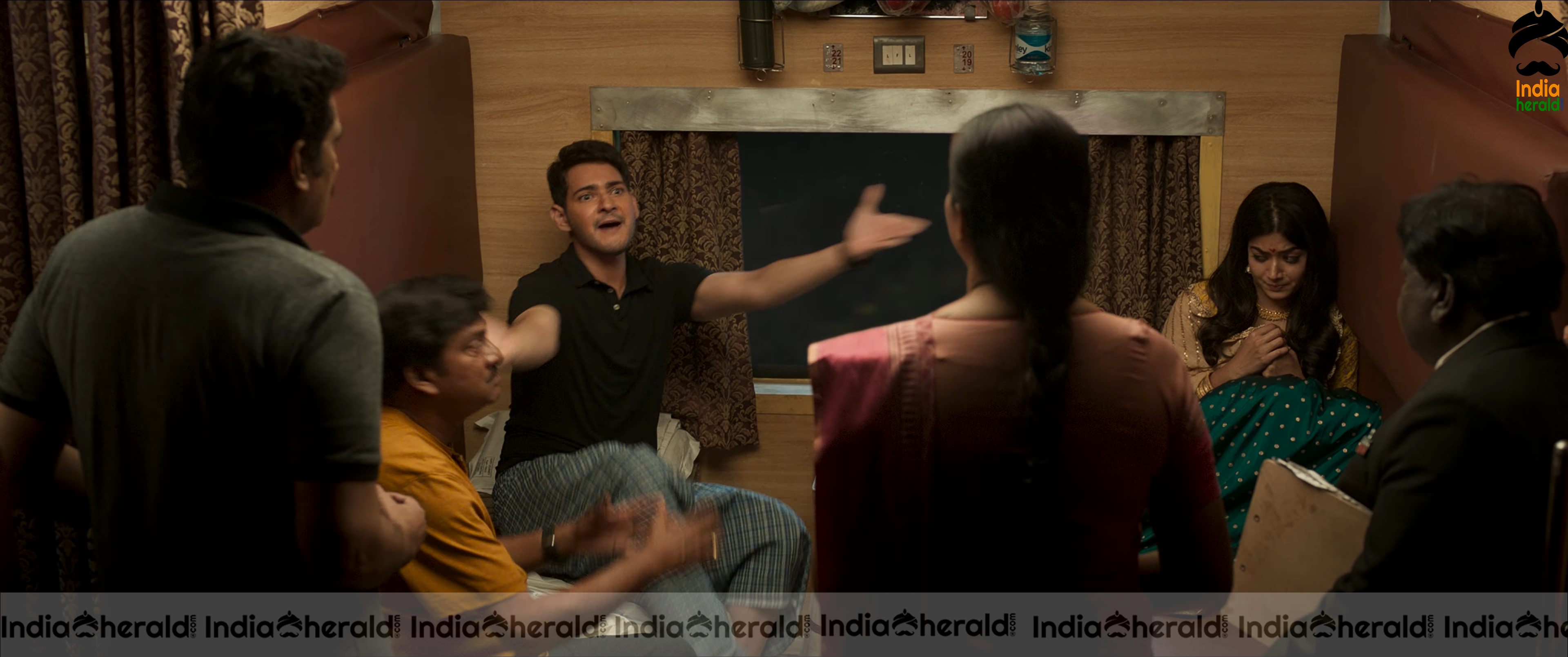 Sarileru Neekevvaru Trailer HD Stills Set 3