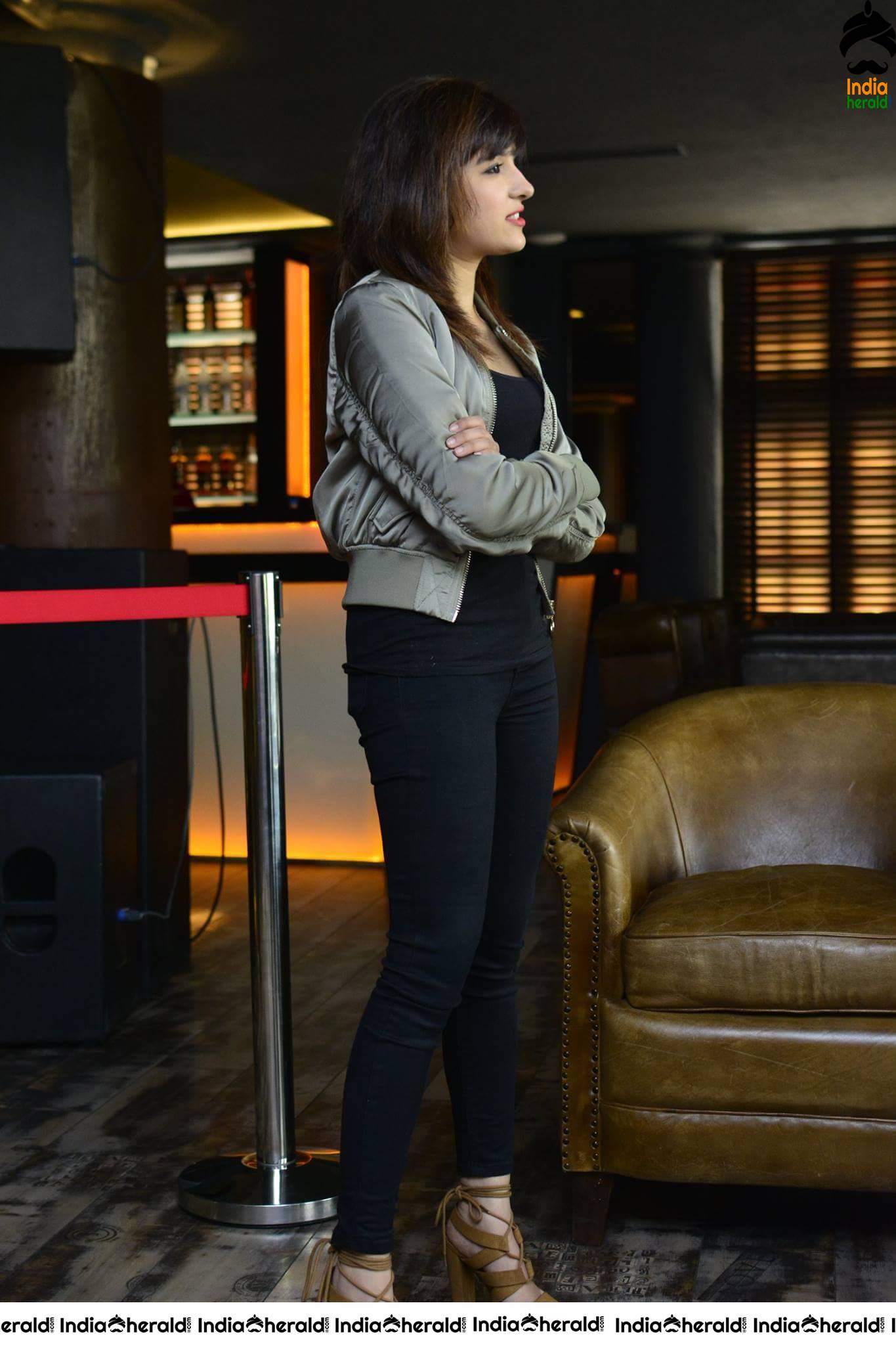 Shirley Setia Cute Photos Collection Set 5