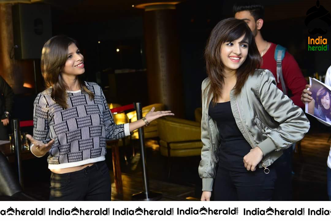 Shirley Setia Cute Photos Collection Set 5