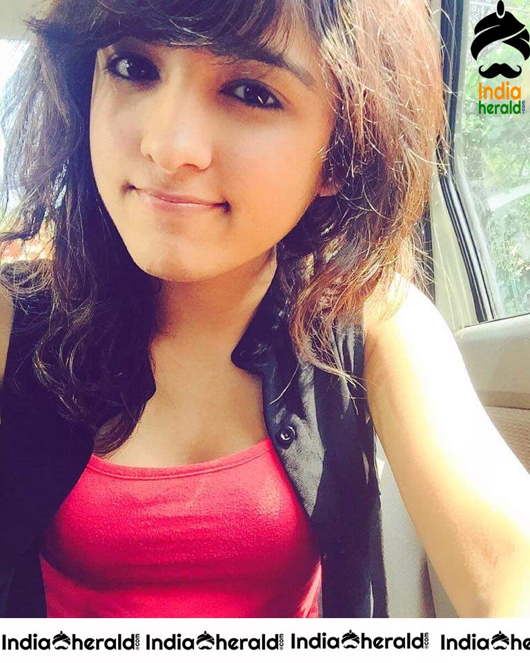 Shirley Setia Cute Photos Collection Set 5