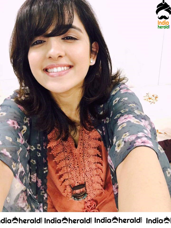 Shirley Setia Cute Photos Compilation Set 1
