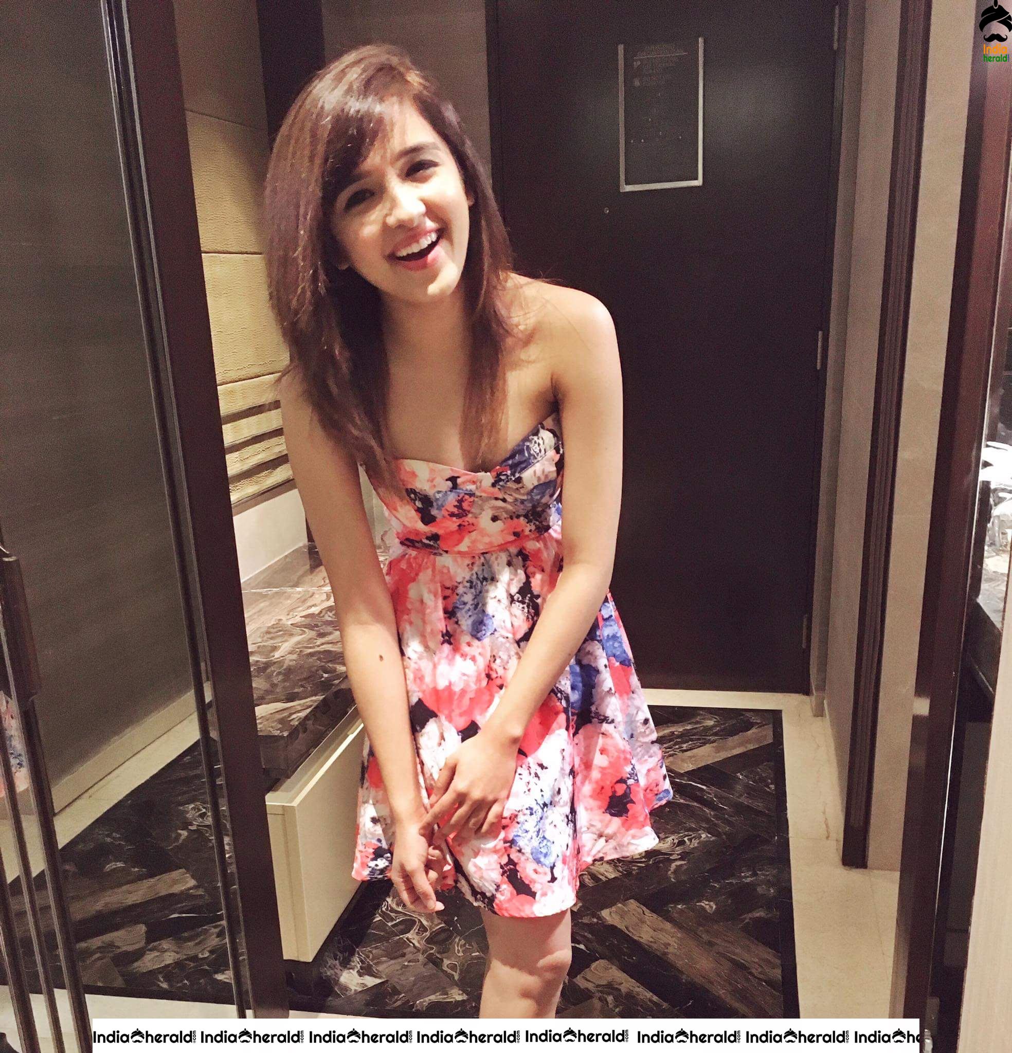 Shirley Setia Cute Photos Compilation Set 2