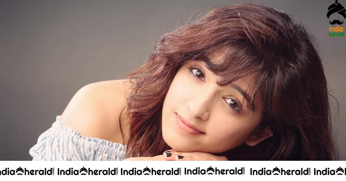 Shirley Setia Cute Photos Compilation Set 4