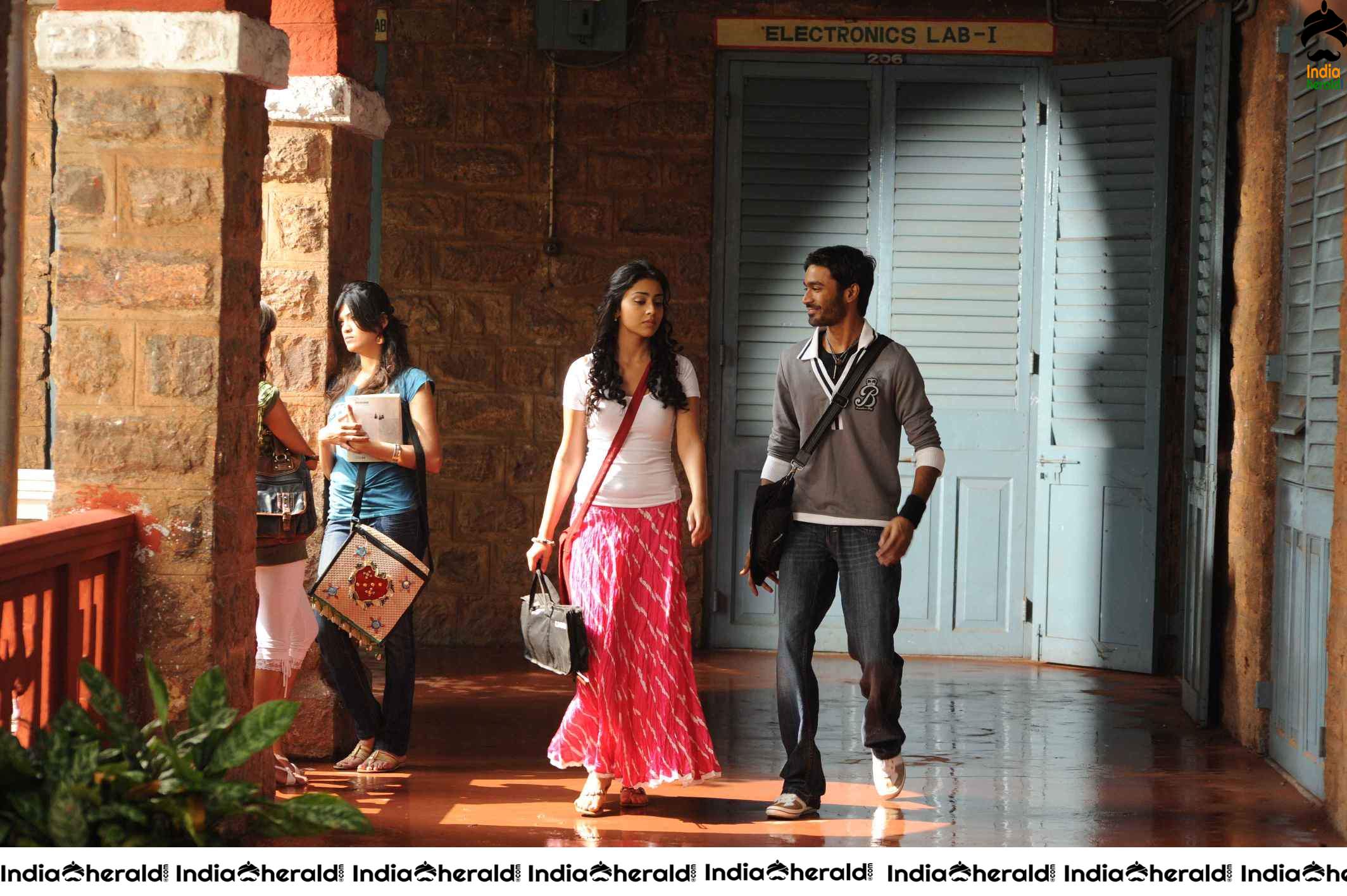 Shriya and Dhanush stills from Kutty Movie Set 1