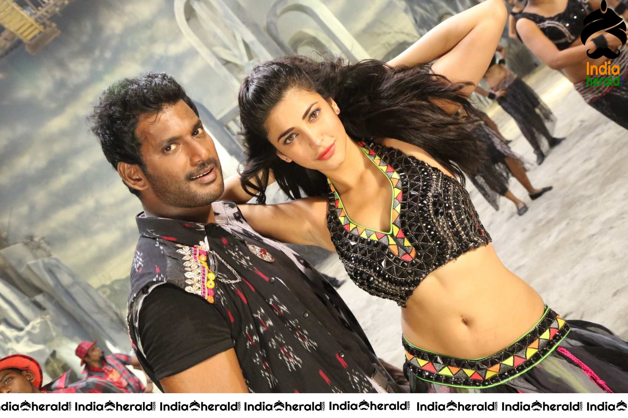 Shruti Haasan Hot Photos Collection Set 1