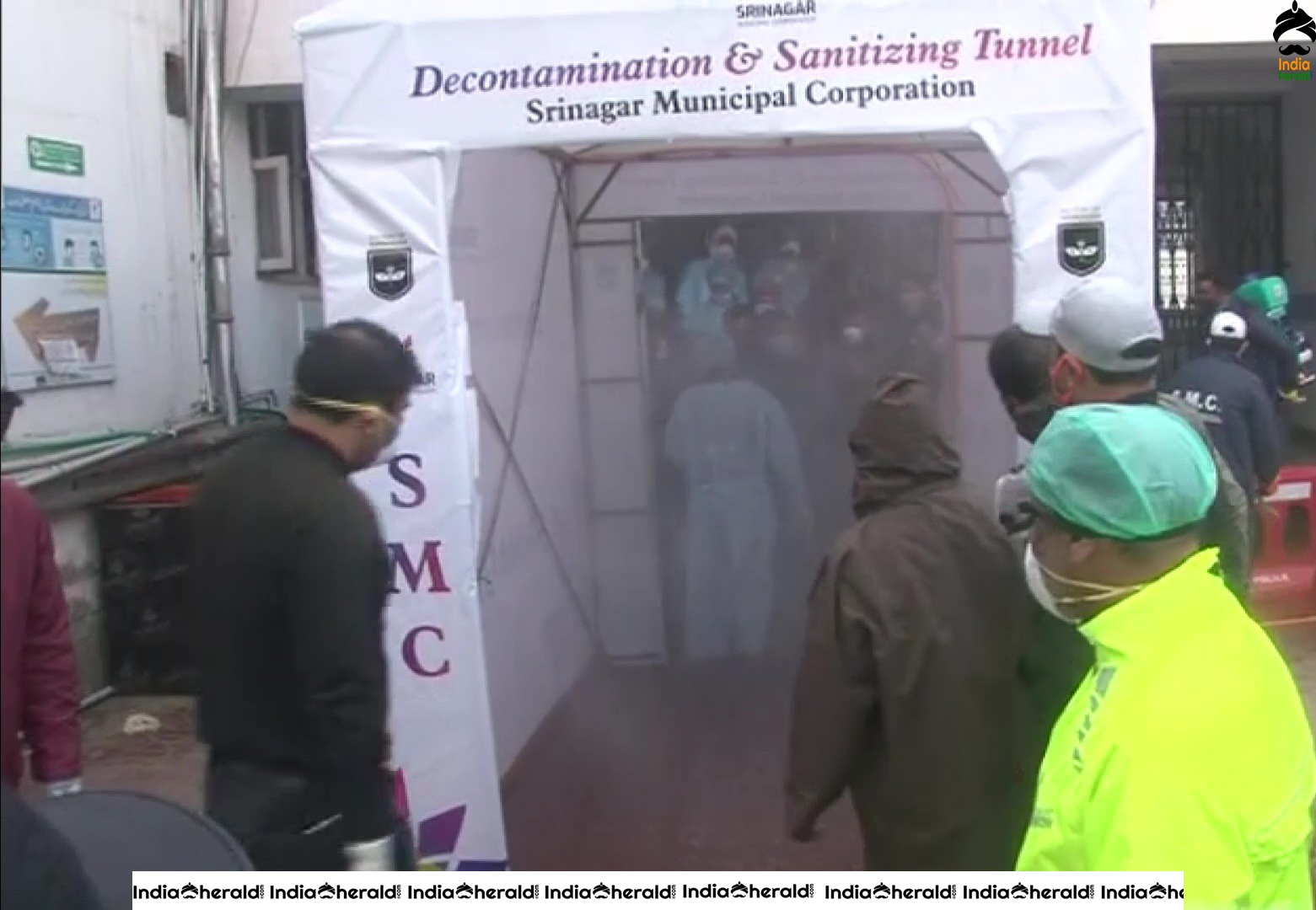 Srinagar Municipal Corporation installed the first decontamination and sanitizing tunnel for Corona Virus