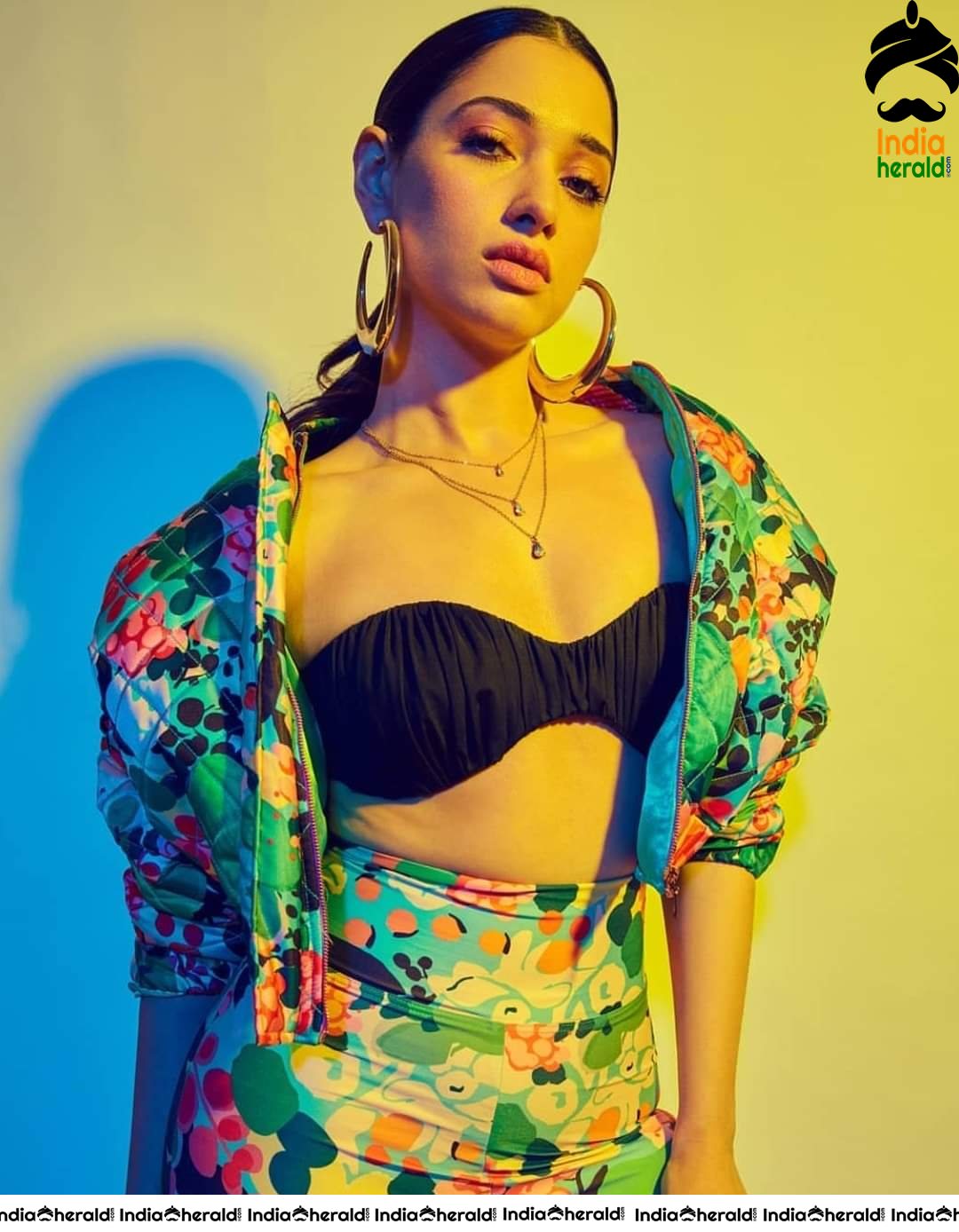 Tamannaah Latest Hot Photos Collection to Spice your Mood Set 4