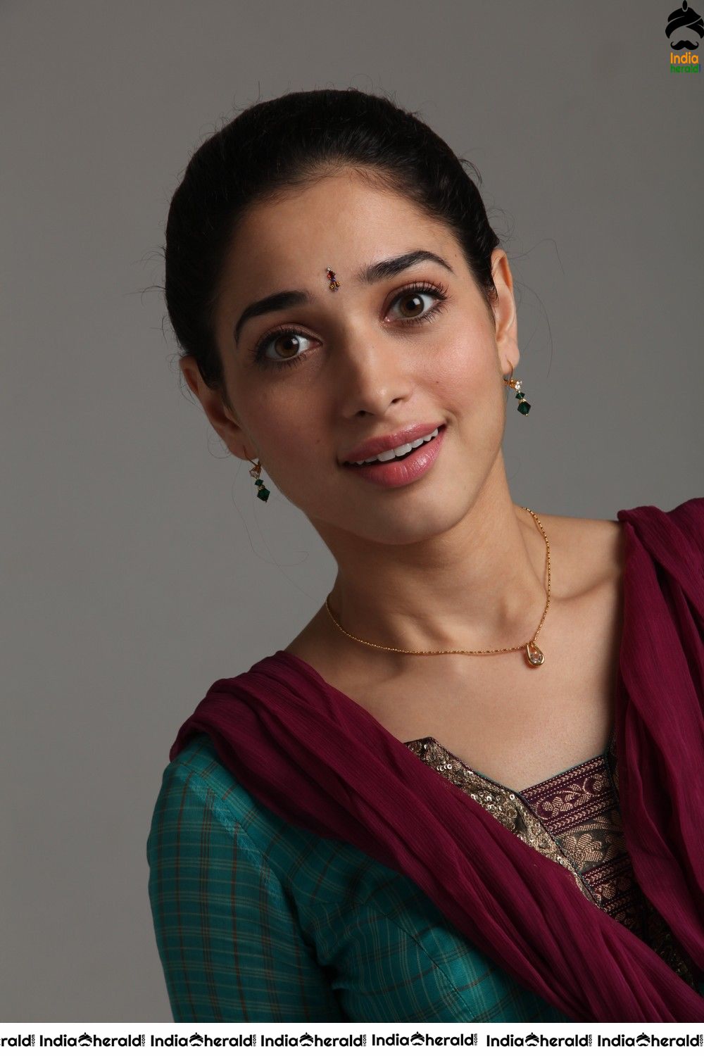 Tamannaah Unseen Stills from Venghai movie Set 2